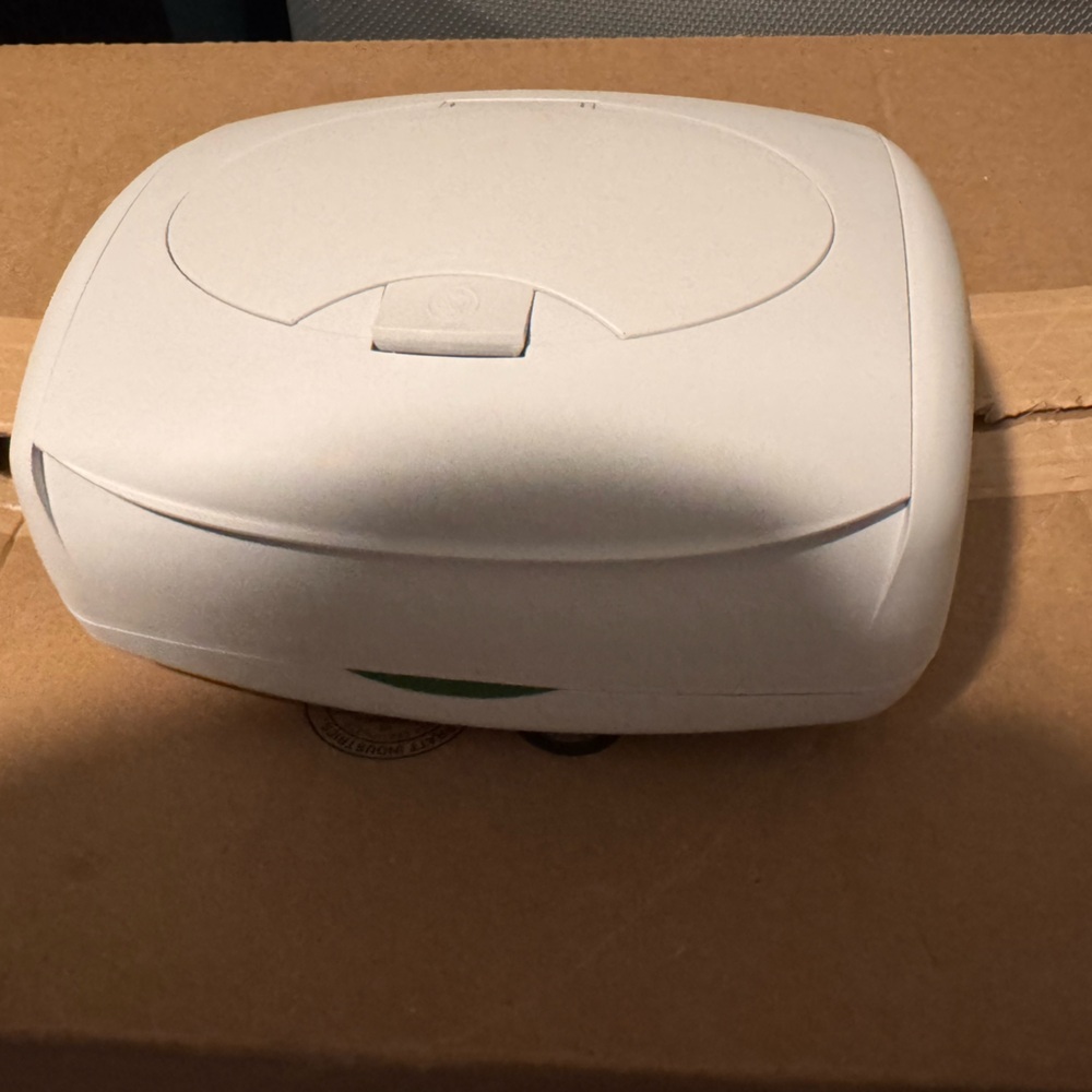 White Wipe Warmer